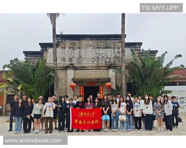 华侨大学与华东交通大学的学术对决与校园文化探讨