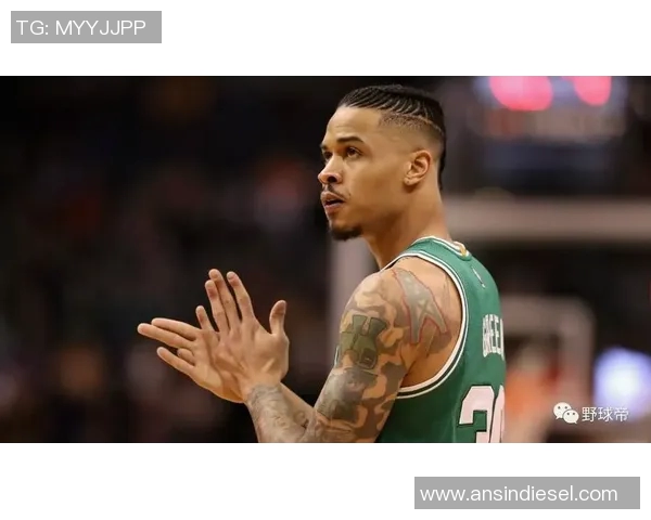 斯库特亨德森的篮球之路:从新星到未来巨星的成长历程